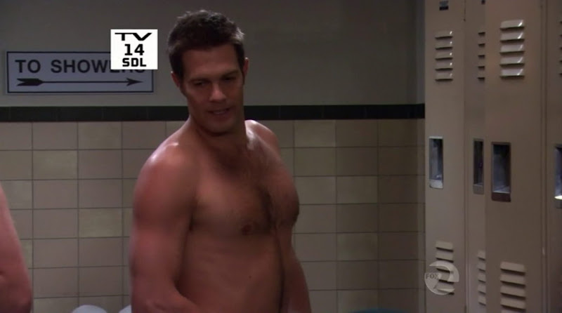 Geoff Stults Shirtless in How I Met Your Mother s6e05