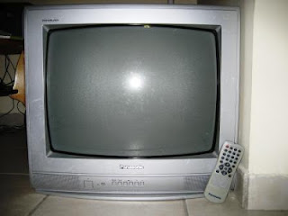 Cara memperbaiki TV Panasonic seri TC 2110BC dengan gambar gelap