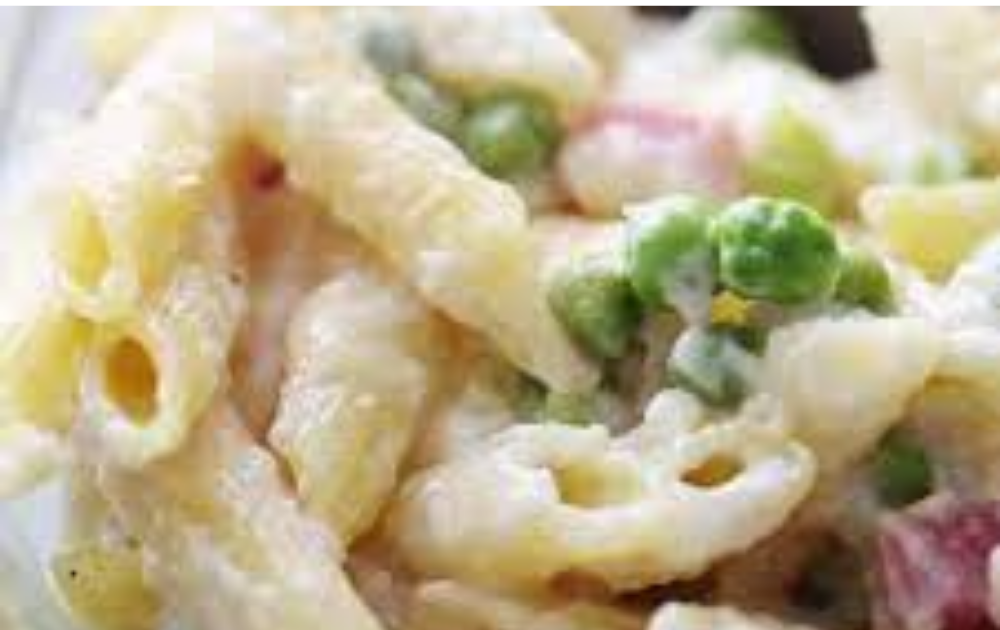 Cheesy Ham and Pea Casserole