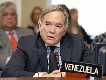 Chaderton alerta sobre amenazas de EEUU de enviar una misión a Venezuela el 7-0