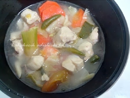 tomyam putih
