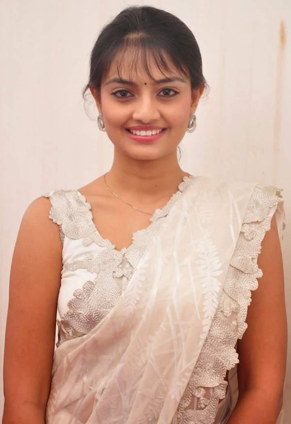 Actress NikithaNarayan Latest Images