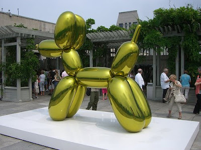 Size Pieces of Balloon Art