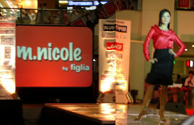 Fashion Show Games  Free on Figlia Shoes   M Nicole Fashion Show At Trinoma Mall