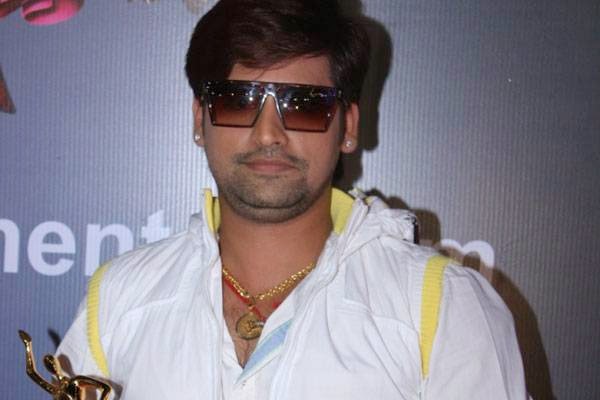 Rakesh Mishra biography wiki, Bhojpuri actor, Singer Rakesh Mishra date of birthday, Rakesh Mishra upcoming movies, Albums info, Check out Rakesh Mishra Latest filmography, photo, Images, Wallpaper