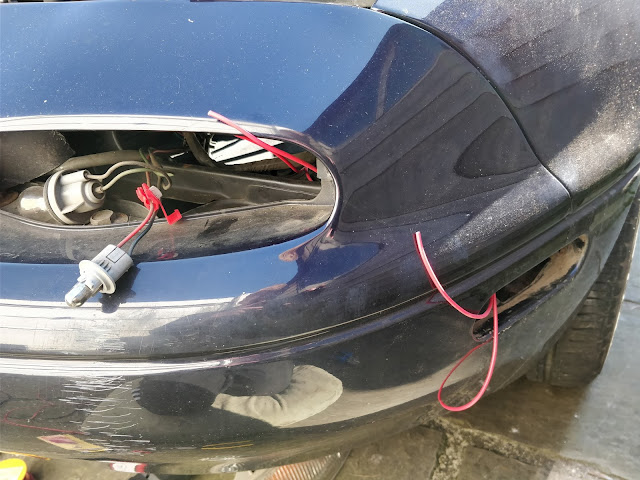 Mazda mx5 Miata side light wiring