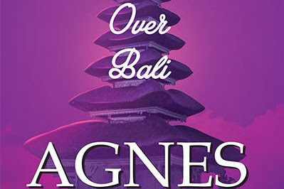 Download Novel Moon Over Bali karya Agnes Jessica PDF