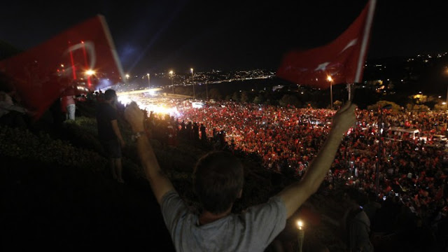 Το ριψοκίνδυνο παιχνίδι του Ερντογάν: Που αποσκοπεί η τυχοδιωκτική περιπέτεια στο Αιγαίο