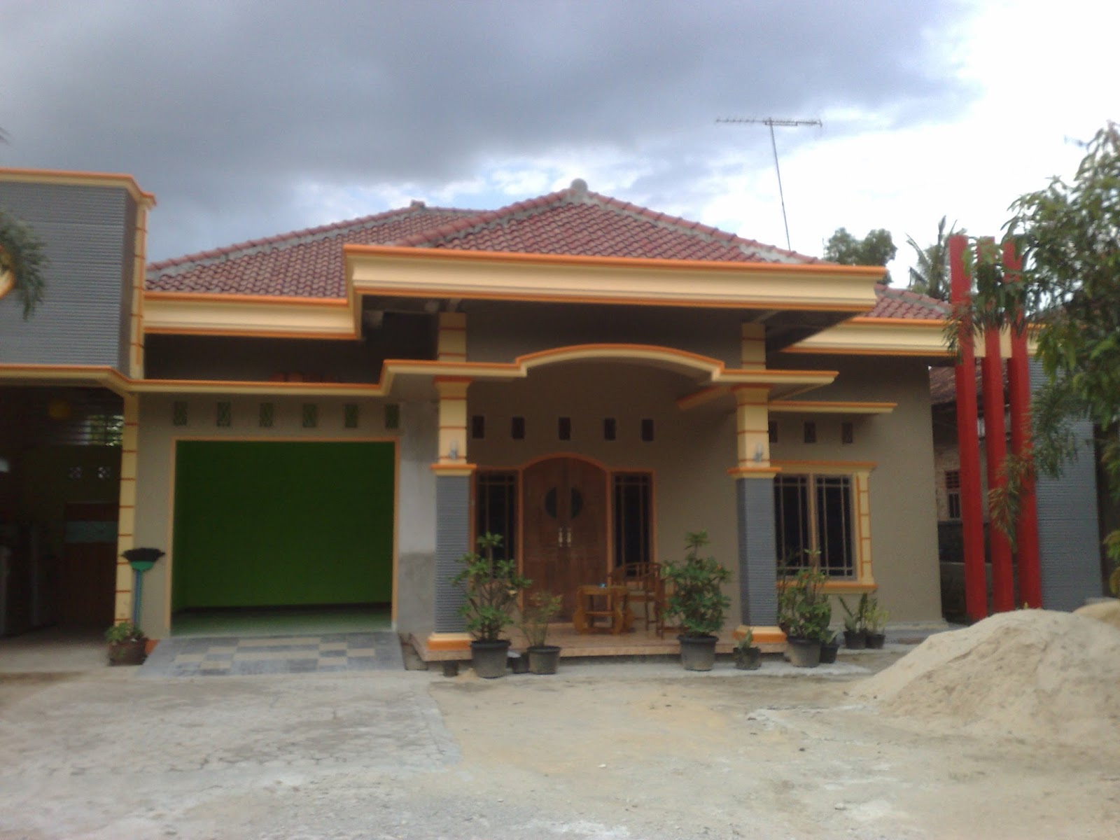 Model Teras Rumah Leter U Homkonsep