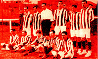 ATHLETIC CLUB DE BILBAO - Bilbao, Vizcaya, España - Temporada 1910-11 - Hesloop, Juan Arzuaga, Luis Astorquia, Jose María Belaustegigoitia, Roque Allende, Pedro Mandiola; Juan Elorduy, Remigio Yza, Martyn Veitch y Alejandro Smith - Equipo del Athletic Club de Bilbao que intervino en el campeonato de España en abril de 1911