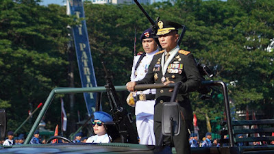 Masyarakat Sulsel Banjiri Puncak Perayaan HUT ke-78 TNI di Lapangan Karebosi Makassar 