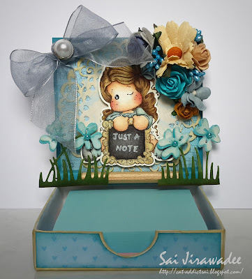 Magnolia Write A Message Tilda Easel Box