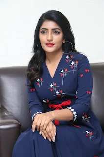 Actress Eesha Rebba Stills at Ragala 24 Gantallo Interview