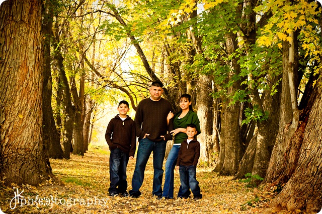 cute family-9774 weblogo