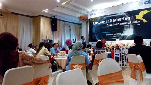  Dalam rangka turut mensukseskan aktivitas Amnesti Pajak yang diberikan pemerintah Seminar Am Seminar Amnesti Pajak