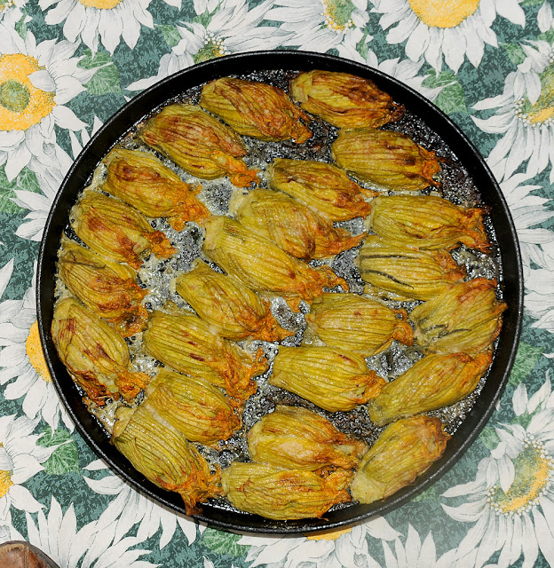 fiori di zucca ripieni al forno