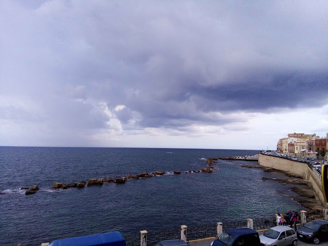 slow travel in Italy and spain Ortigia apartment view