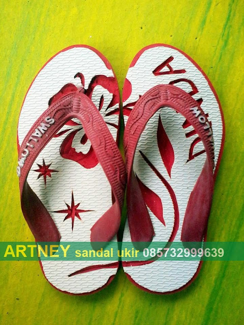 artney sandal ukir