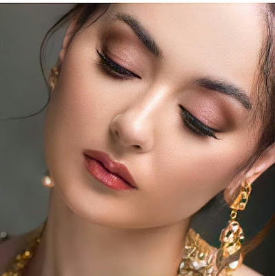 Hania Amir