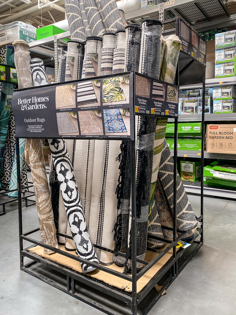 Neutral outdoor rugs from Walmart