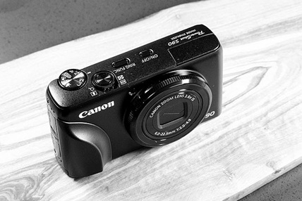 Canon S90