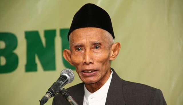 Mbah Sahal: Kita Juga Tidak Tahu Apakah Allah Menerima atau Tidak Hasil Fatwa Itu (MUI)