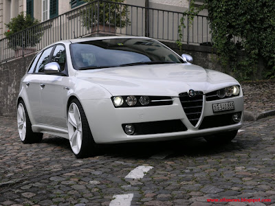 Alfa 159 Ti. Alfa 159 Sportwagon Ti.