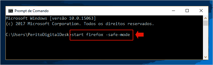 Usando o comando Start firefox -safe-mode no prompt de comando.