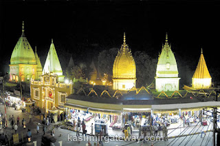 Night view of Raghunath temple