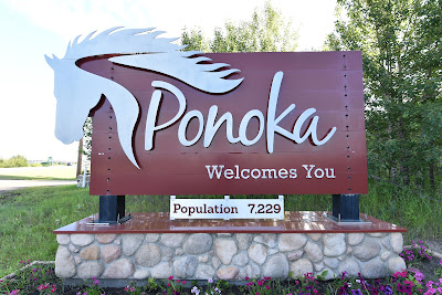 Ponoka Alberta town sign.