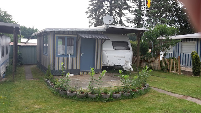 das ist unser aktueller Stellplatz auf dem Alb-Camping Westerheim