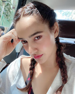 Hot and Sexy Neha Sharma photos