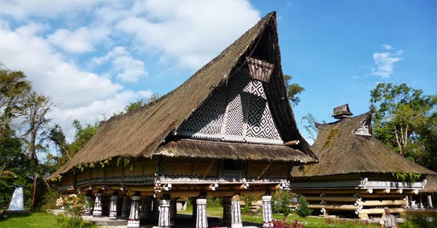 Rumah Adat Sumatera Utara Rumah Bolon Gambar dan 