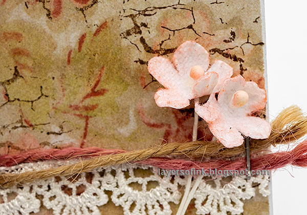 Layers of ink - Altered Notebooks Tutorial by Anna-Karin Evaldsson. More flowers.