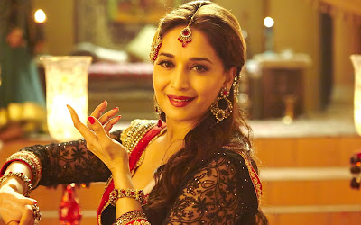 MADHURI DIXIT HD WALLPAPER FREE DOWNLOAD 04