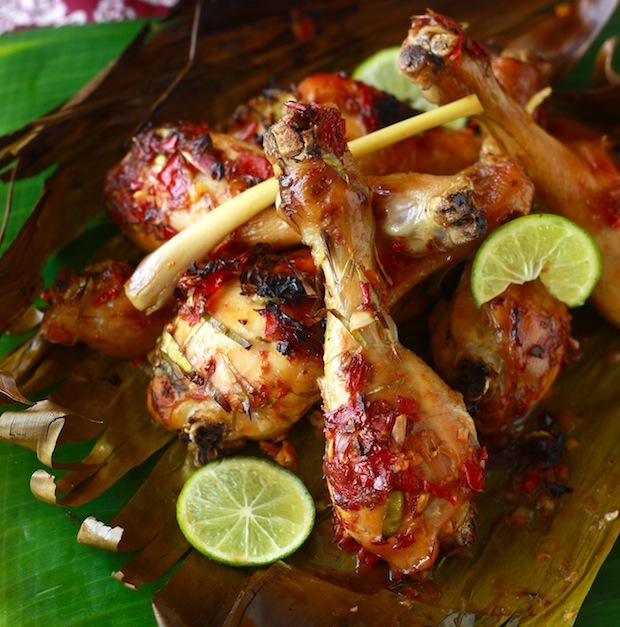 roasted chicken with tamarind and lemongrass on banana leaves recipe