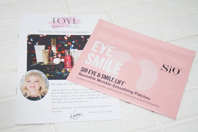 TOYL The 2021 Beauty Awards Box