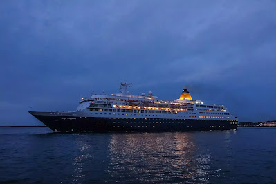 Kapal Pesiar Sapphire Princess Kapal Pesiar Sapphire Princess