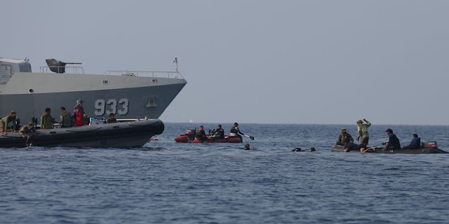 TIM SAR GABUNGAN BERHASIH MENDETEKSI SINYAL DARI BLACK BOX PESAWAT LION AIR BERADA DI KEDALAMAN 32 METER