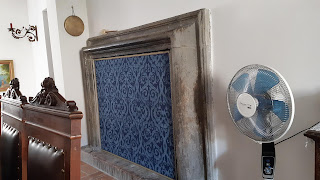 I redid the fireplace screen. Fireplace is from the 1500s