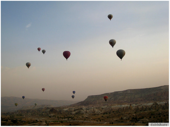 Pemandangan cantik semasa belon udara dinaikkan