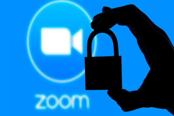 تقارير: الكشف عن ثغرتين أمنيتين في منصة Zoom