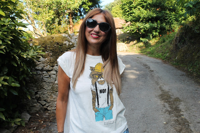 Camiseta Devota y Lomba, Isadora Comillas, Collect, Ojala, Bag, Shorts denim, Tshirt, look, summertime, Cantabria