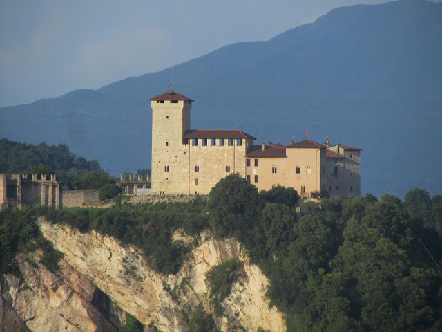 Castello di Angera