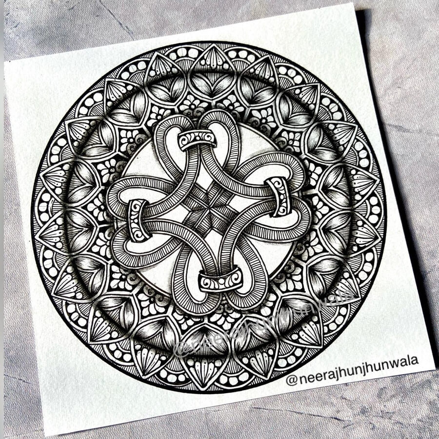 01-Interlinked-knots-Mandala-Drawing-Neera-Jhunjhunwala-www-designstack-co