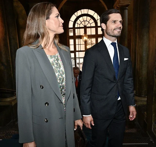 Queen Silvia, Crown Princess Victoria, Prince Daniel, Prince Carl Philip, Princess Sofia, Princess Madeleine and Princess Christina