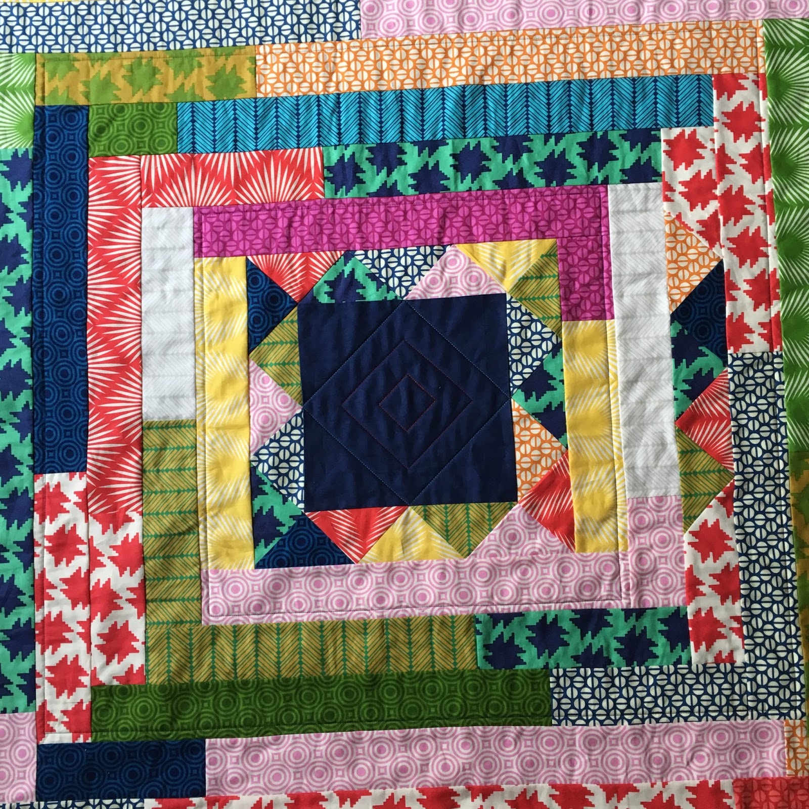 Ripples Quilt / CHARM ABOUT YOU