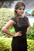 Samantha latest photos in black-thumbnail-46