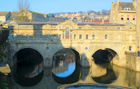 Pulteney Bridge, Bath © A Knowles 2012