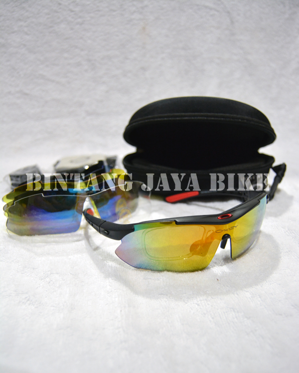  Kacamata  Quantum  6 lensa  IDR 160 000 BINTANG JAYA BIKE